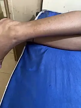 Snapshot of United3 chatting on 12, 9, 2025 United3 online show from 12, 9, 2025