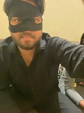 Snapshot of United3 chatting on 10, 3, 2025 United3 online show from 10, 3, 2025