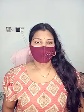 Hot-Angel  online show from 9, 11, 2025