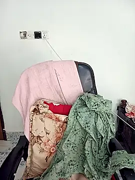 Hot-Angel  online show from 9, 11, 2025