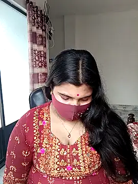 Hot-Angel  online show from 6, 1, 2026