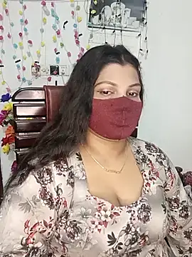 Hot-Angel  online show from 25, 6, 2026