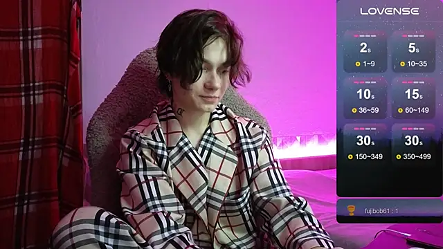 esajukyy online show from 2, 11, 2025