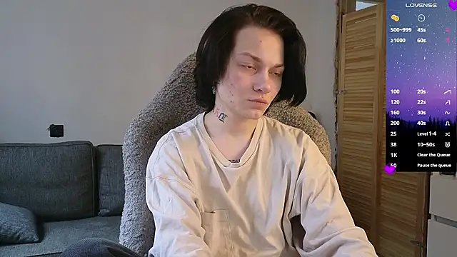 esajukyy online show from 5, 3, 2026