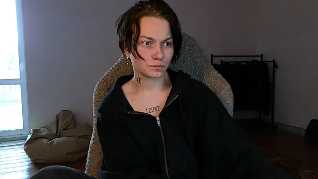 esajukyy online show from 13, 5, 2026