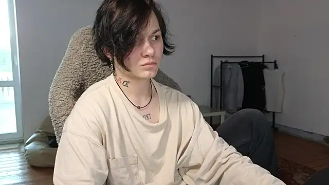 Snapshot of esajukyy chatting on 9, 7, 2026 esajukyy online show from 9, 7, 2026