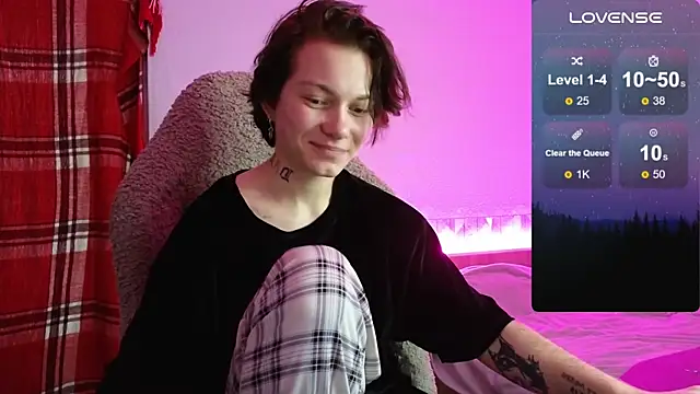 esajukyy online show from 8, 11, 2025