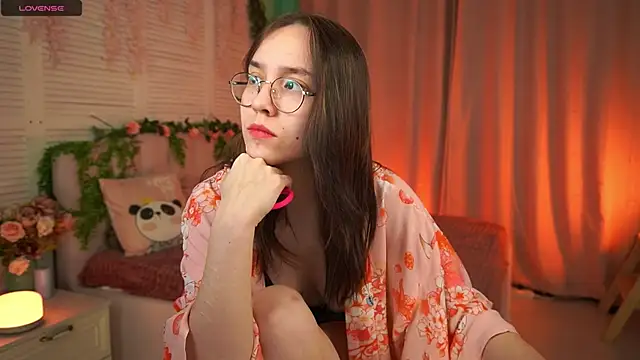 AmeliaMead online show from 21, 2, 2025