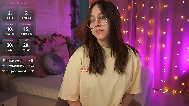 AmeliaMead online show from 1, 3, 2025