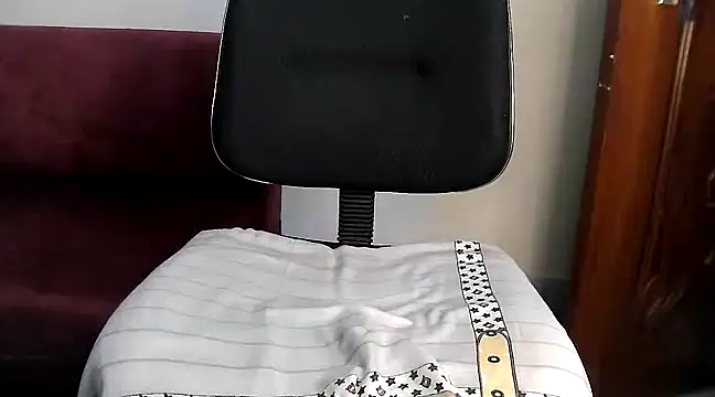 Olivia3 online show from 16, 3, 2025