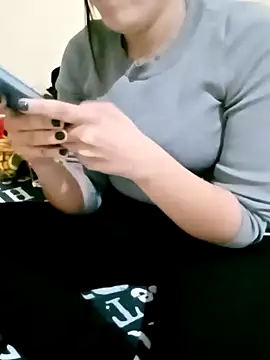 Snapshot of ShadiaStar chatting on 26, 11, 2025 ShadiaStar online show from 26, 11, 2025