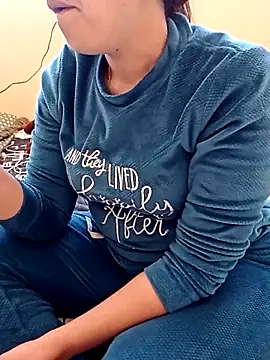 Snapshot of ShadiaStar chatting on 25, 11, 2025 ShadiaStar online show from 25, 11, 2025