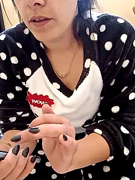 Snapshot of ShadiaStar chatting on 28, 11, 2025 ShadiaStar online show from 28, 11, 2025