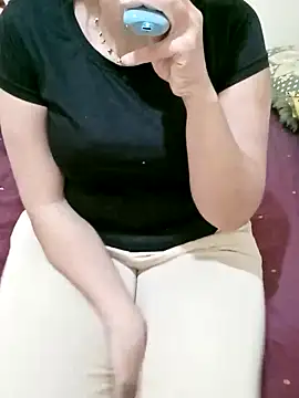 Snapshot of ShadiaStar chatting on 21, 3, 2025 ShadiaStar online show from 21, 3, 2025