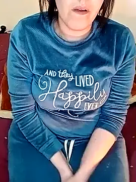 Snapshot of ShadiaStar chatting on 8, 3, 2025 ShadiaStar online show from 8, 3, 2025