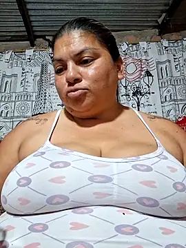 chubby sexy big tits online show from 17, 10, 2025