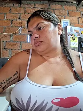 chubby sexy big tits online show from 7, 10, 2025