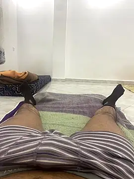 Snapshot of Lahcene chatting on 15, 12, 2025 Lahcene online show from 15, 12, 2025