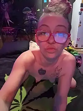 Stonermama666420 online show from 4, 3, 2026