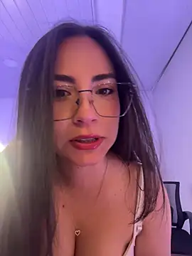 Melody 04 online show from 8, 1, 2026