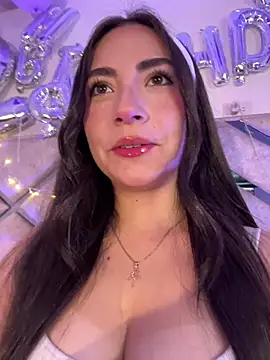 Snapshot of Melody_04 chatting on 8, 3, 2026 Melody 04 online show from 8, 3, 2026