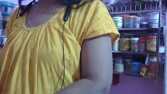 Snapshot of Suhana-sapna chatting on 27, 2, 2026 Suhana-sapna online show from 27, 2, 2026