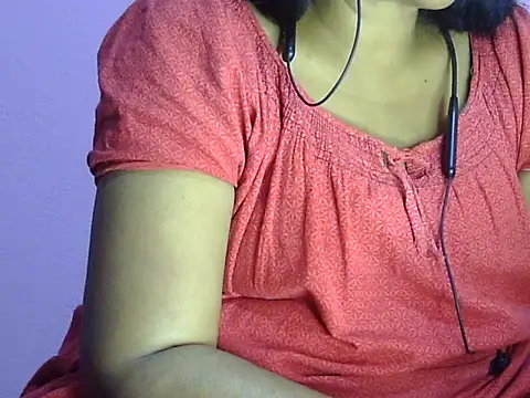 Snapshot of Suhana-sapna chatting on 5, 12, 2025 Suhana-sapna online show from 5, 12, 2025