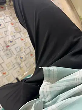 mahiking online show from 6, 11, 2025