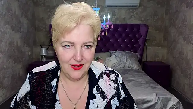 Sandra Snow online show from 7, 2, 2025