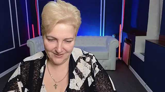 Sandra Snow online show from 27, 1, 2025