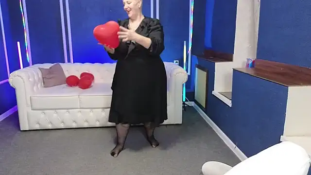 Sandra Snow online show from 18, 2, 2025