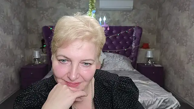 Sandra Snow online show from 17, 1, 2025