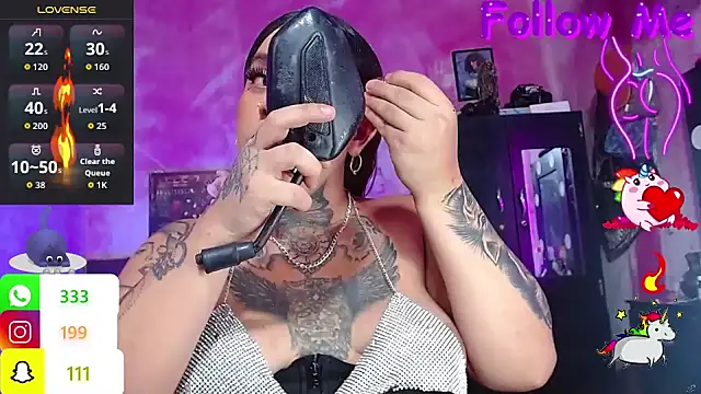 BriannaSweet  online show from 10, 4, 2026