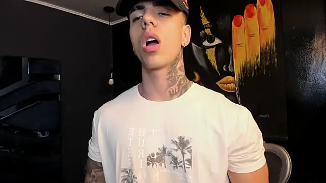 Flynn Riider online show from 17, 10, 2025