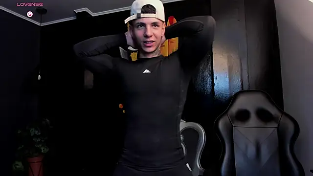 Flynn Riider online show from 24, 9, 2025