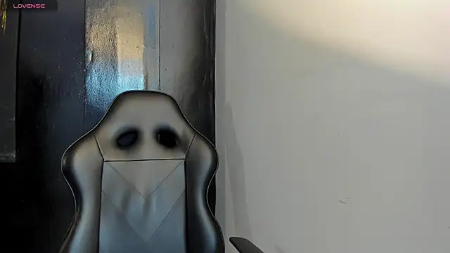 Flynn Riider online show from 23, 9, 2025