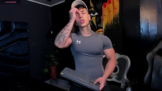 Flynn Riider online show from 21, 9, 2025