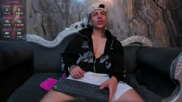 Flynn Riider online show from 18, 9, 2025