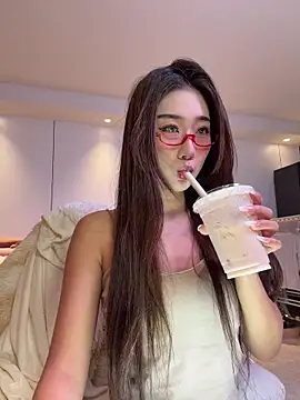 pinnnnnnk online show from 14, 12, 2025