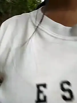 Danna-linyi online show from 9, 2, 2025