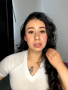 Zoee t online show from 2, 10, 2025