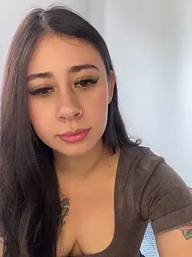 Zoee t online show from 8, 9, 2025