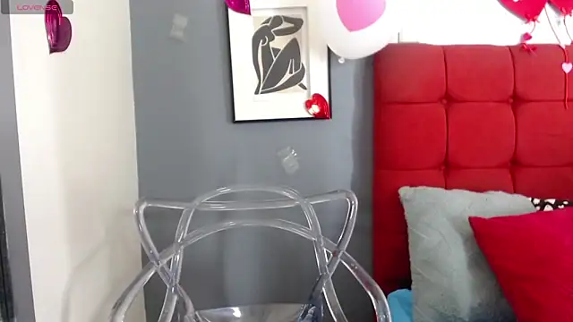  Natassia Dreams online show from 16, 2, 2025