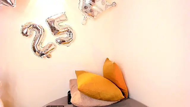 slutty venus online show from 13, 9, 2025