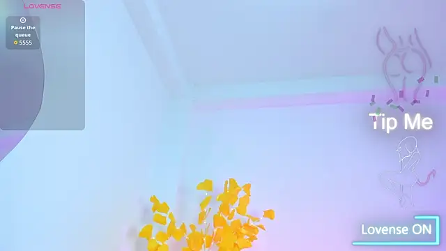 HaleyAmaya online show from 9, 10, 2025