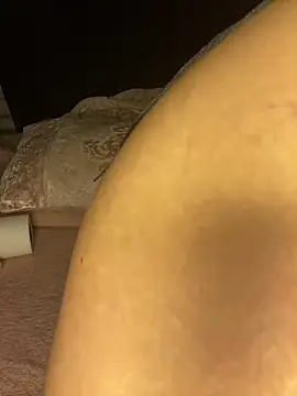 badenaz34 online show from 28, 1, 2025