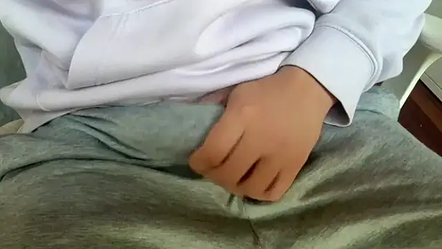 Axeeeeeeeeeeeel online show from 28, 10, 2025