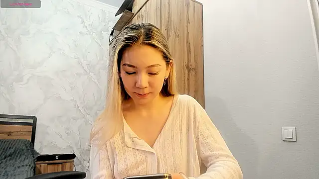 Snapshot of Babby_Rabbit chatting on 11, 2, 2026 Babby Rabbit online show from 11, 2, 2026