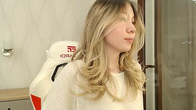 Babby Rabbit online show from 15, 10, 2025