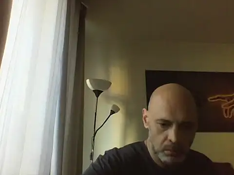 Avamereandmikel online show from 28, 11, 2025